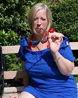 Curvy mature shooting star masturbating in the garden